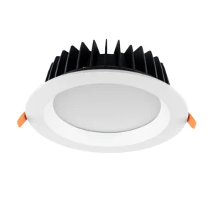 XMAXI REC. RND. FITTING 40W 220-240V AC CRI.90 IP44 90grd