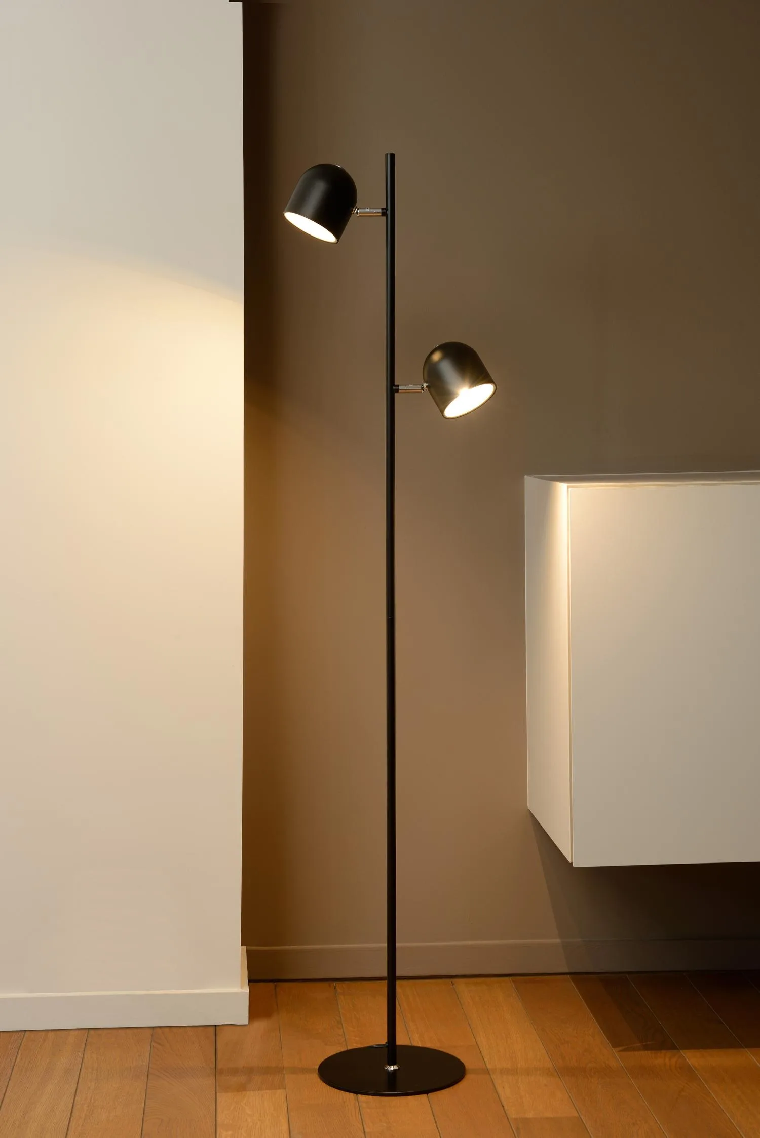 SKANSKA – Stojacie svietidlo – LED s 3-stupňovým stmievaním – 2×5 W, 3000 K – Obrázok 4