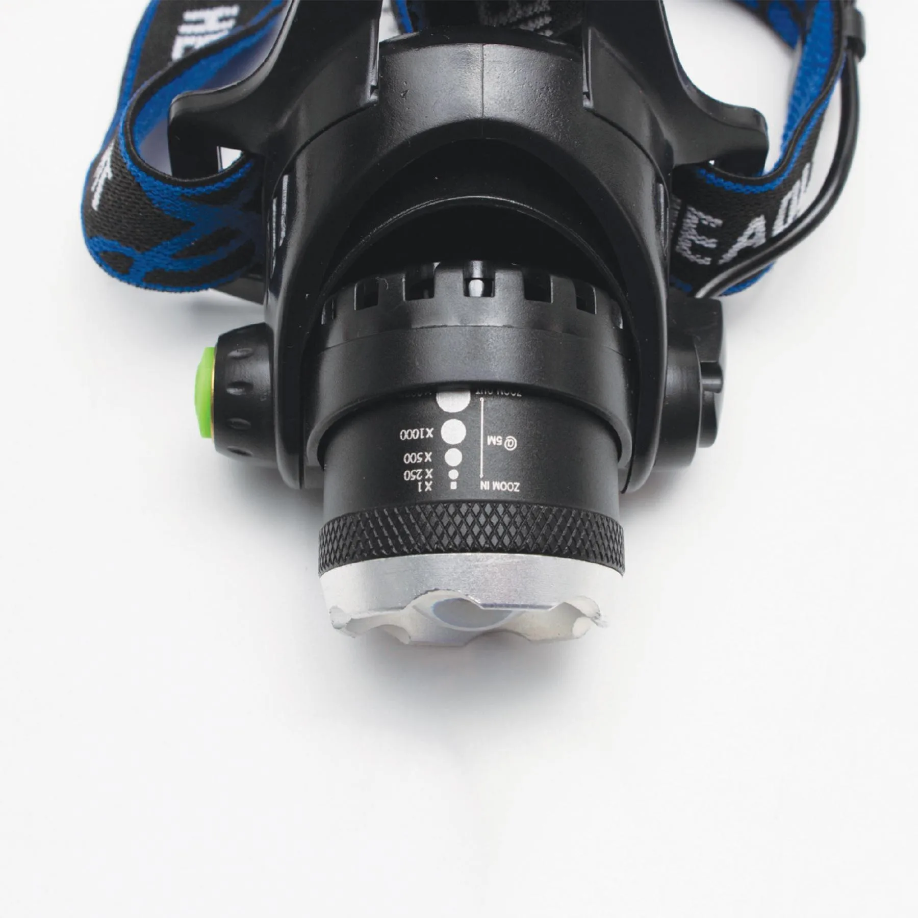 Nabíjateľná LED čelovka, zoom – Obrázok 2