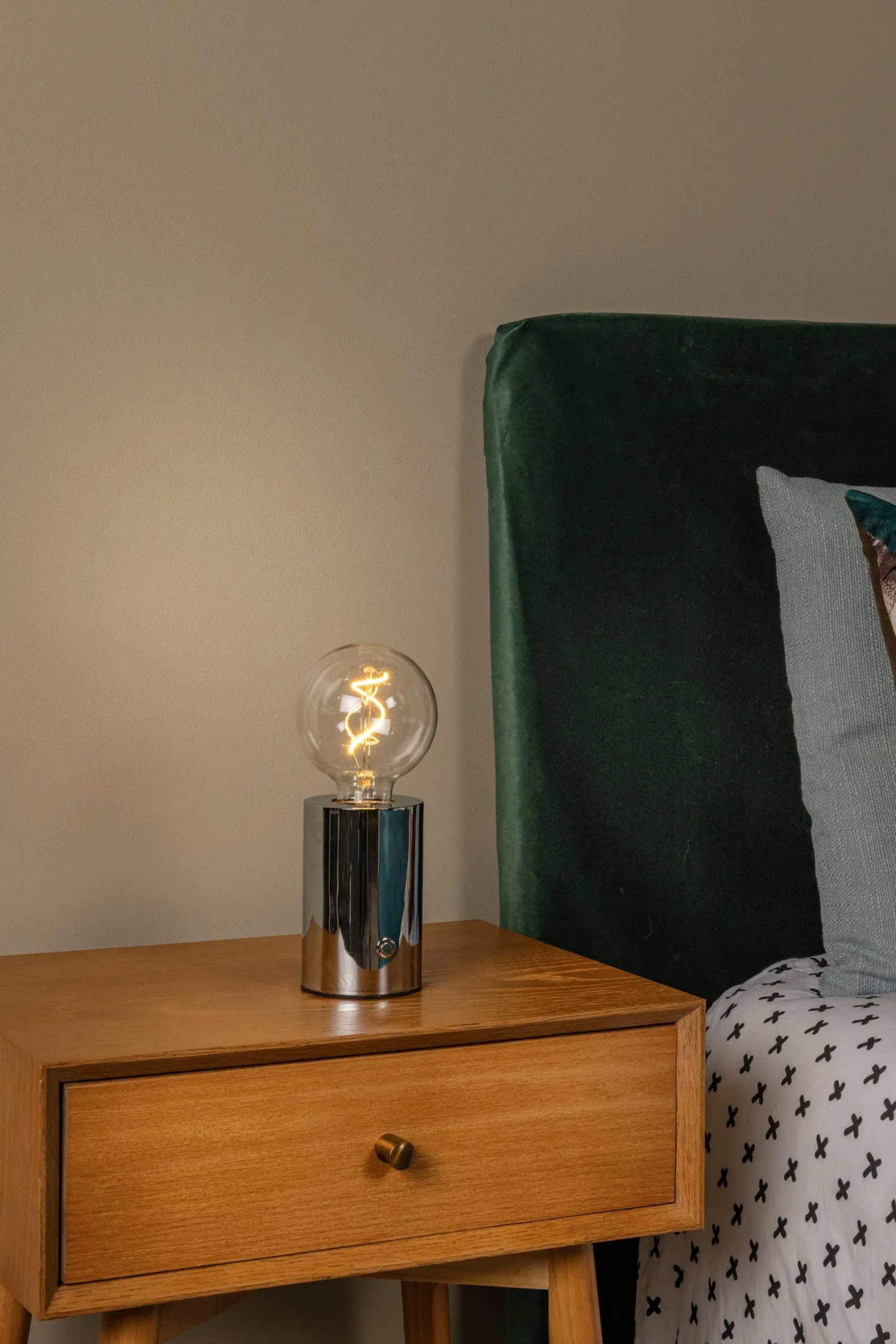 VIVO - Nabíjateľná stolná lampa - Batériový balík - Ø 8 cm - LED stmievaná. - E27 - 1x1W 2700K – Obrázok 16