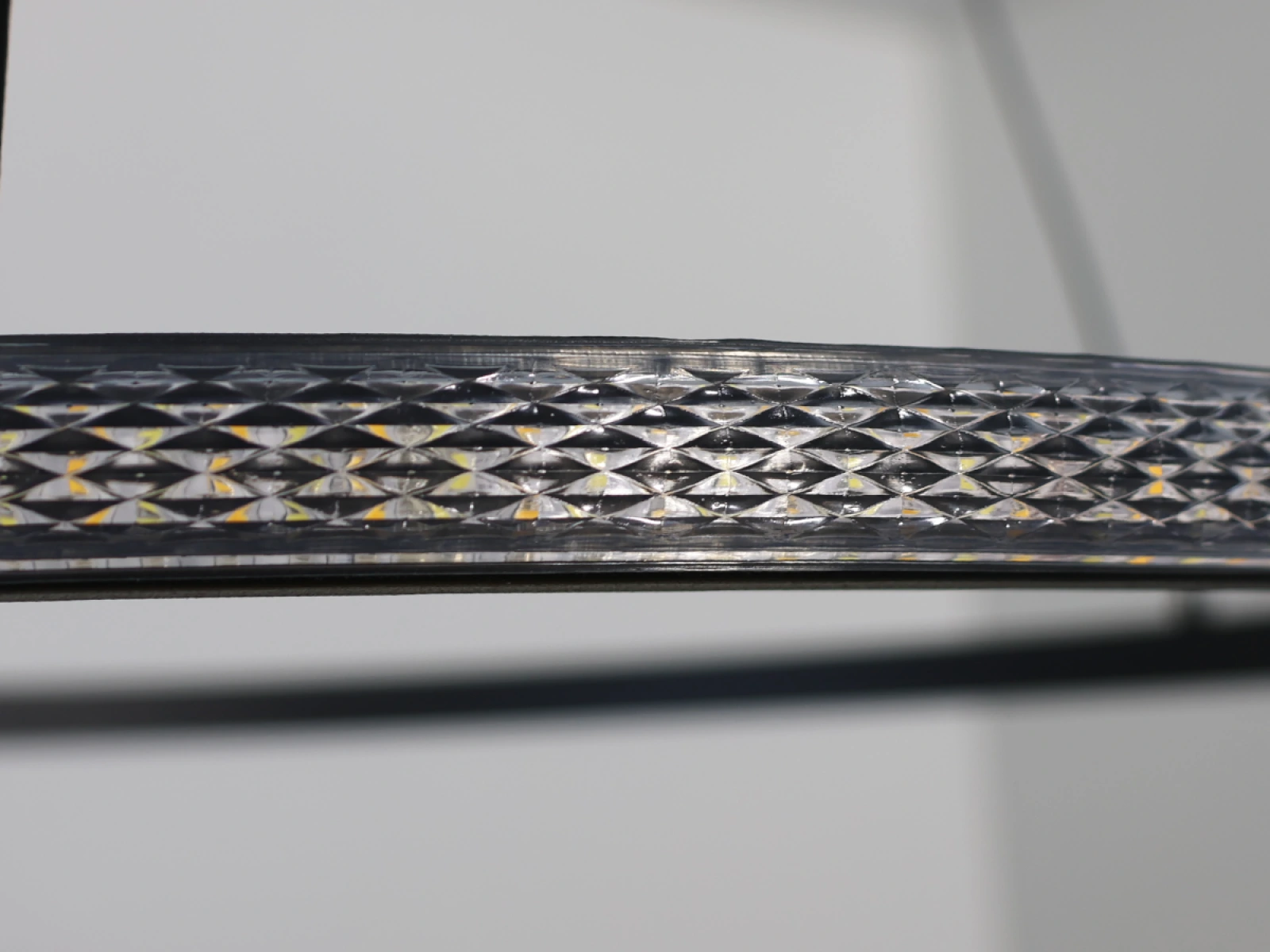 LED závesné svietidlo s diaľkovým ovládačom 32W - TB2300/B – Obrázok 11