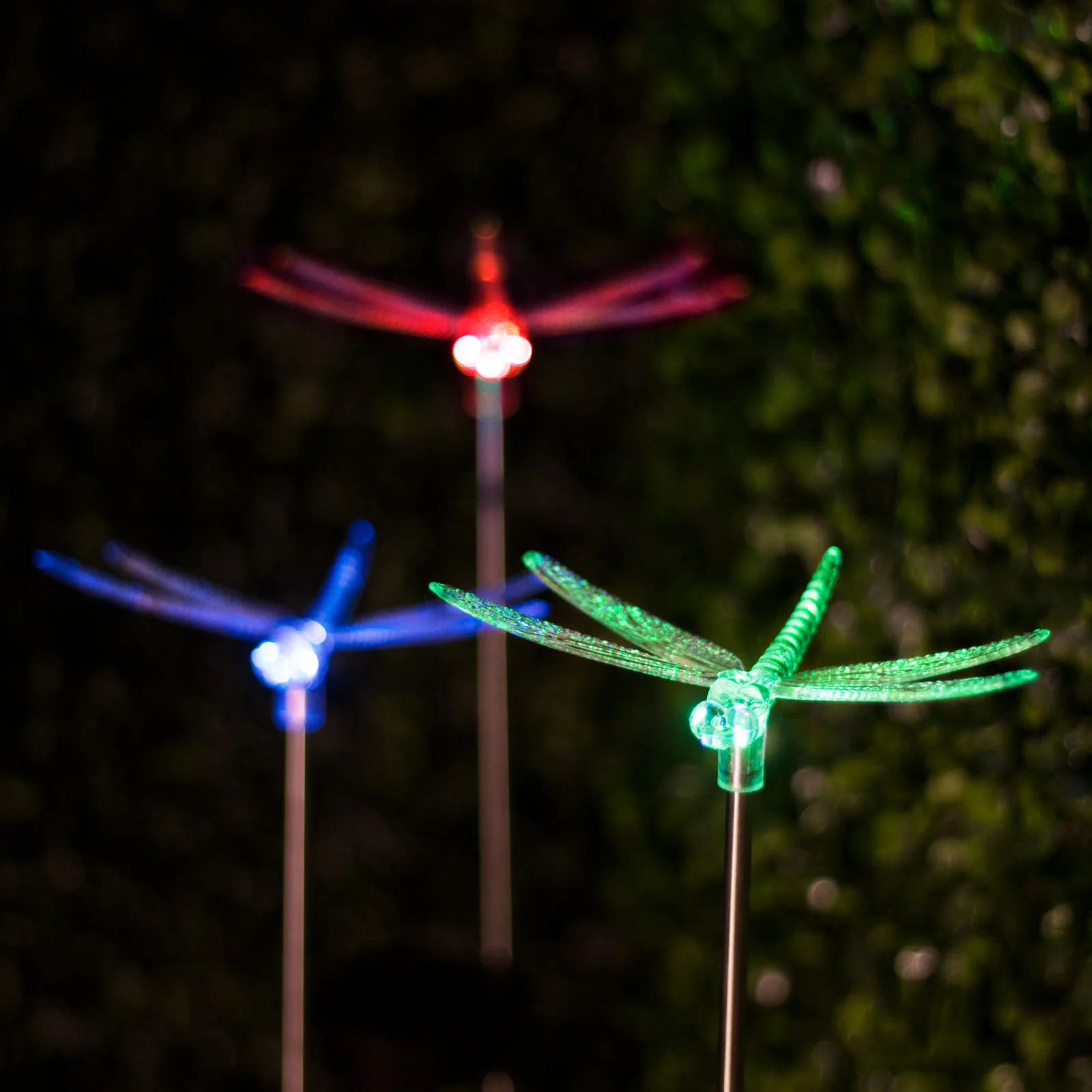 RGB LED solárna lampa - v tvare vážky