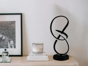 LED dizajnová stolná lampa 28W