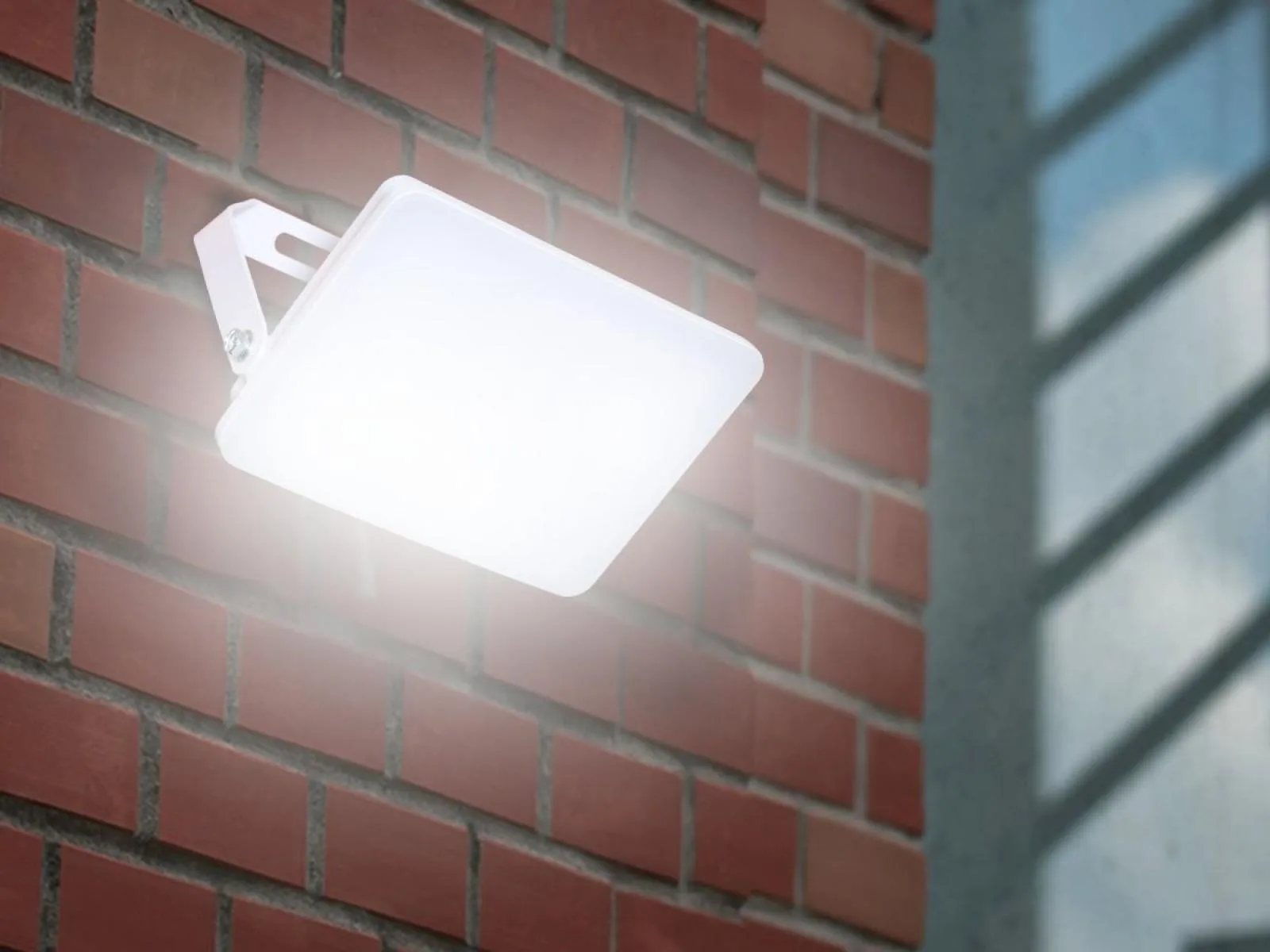 Vonkajší biely LED reflektor 20W / 4000K - LF7122 – Obrázok 8
