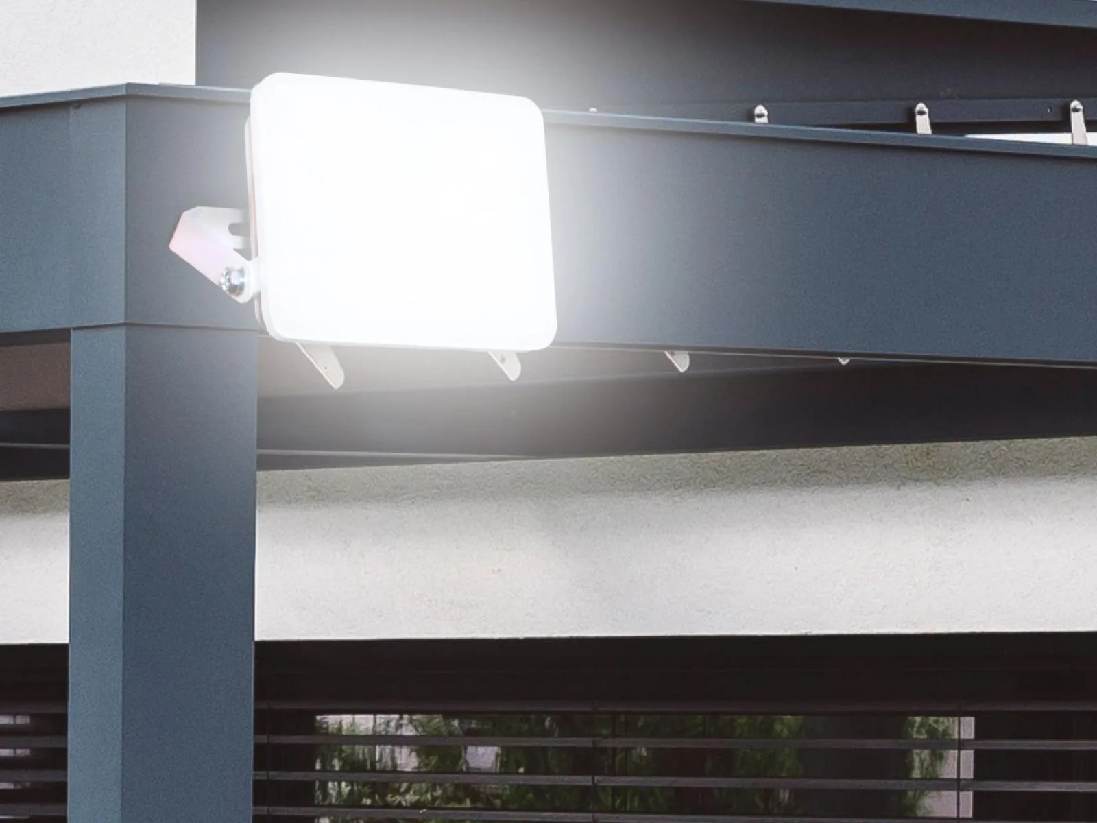 Vonkajší biely LED reflektor 10W / 4000K - LF7121 – Obrázok 5