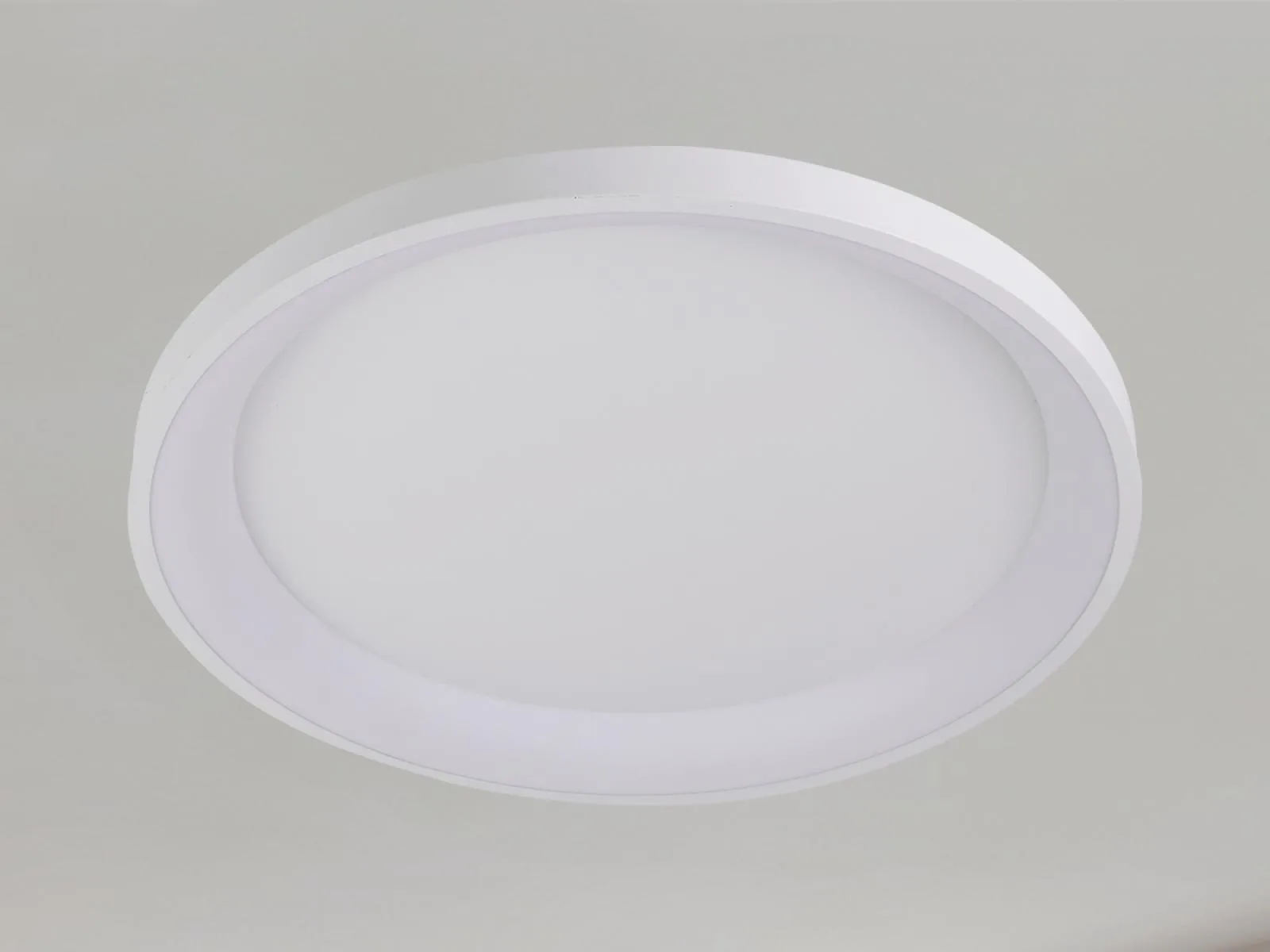 LED stropnica s diaľkovým ovládačom 40W - J1356/W