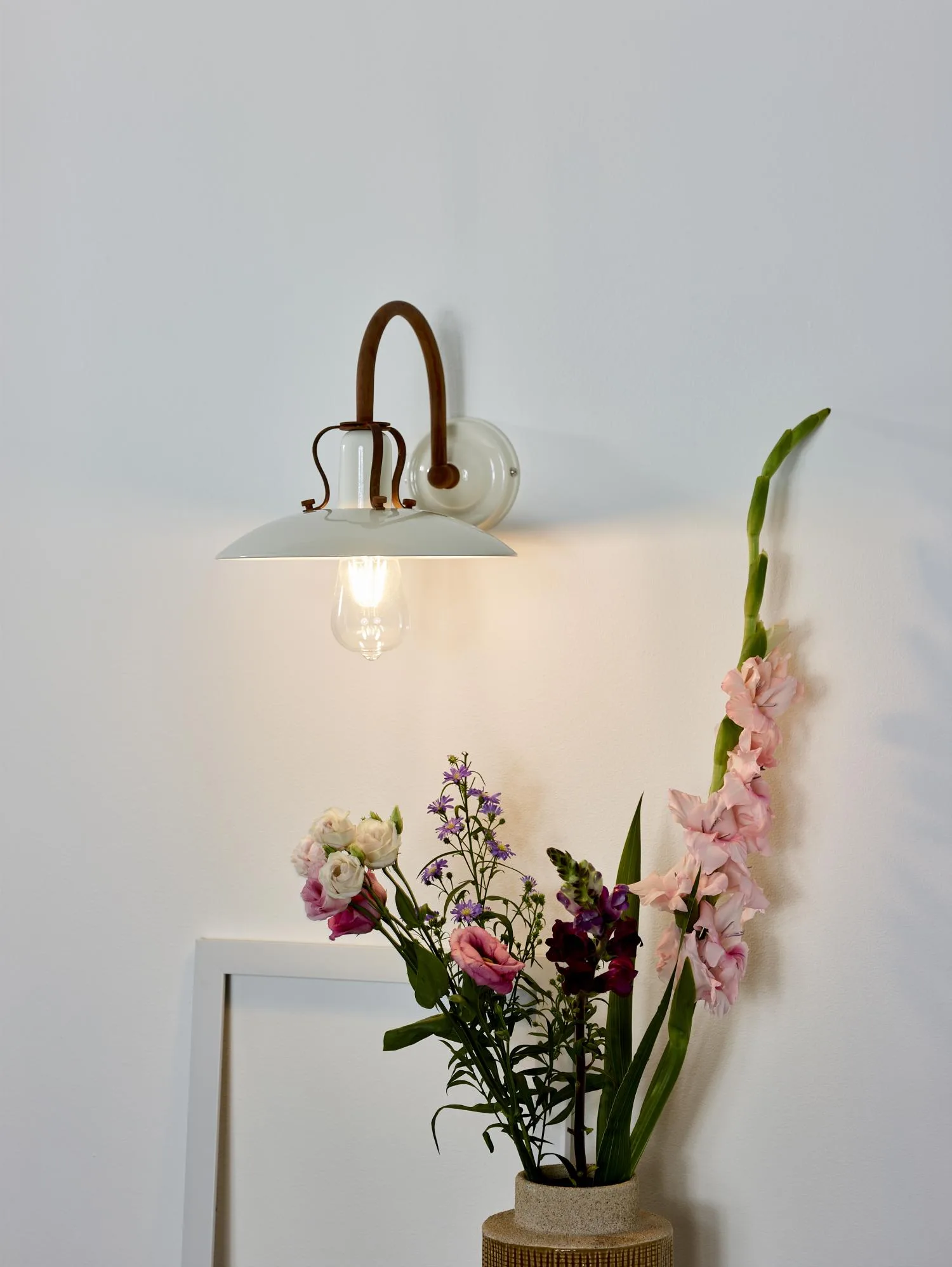 RÖMER – Nástenná lampa – 1xE27 – Krémová – Obrázok 4