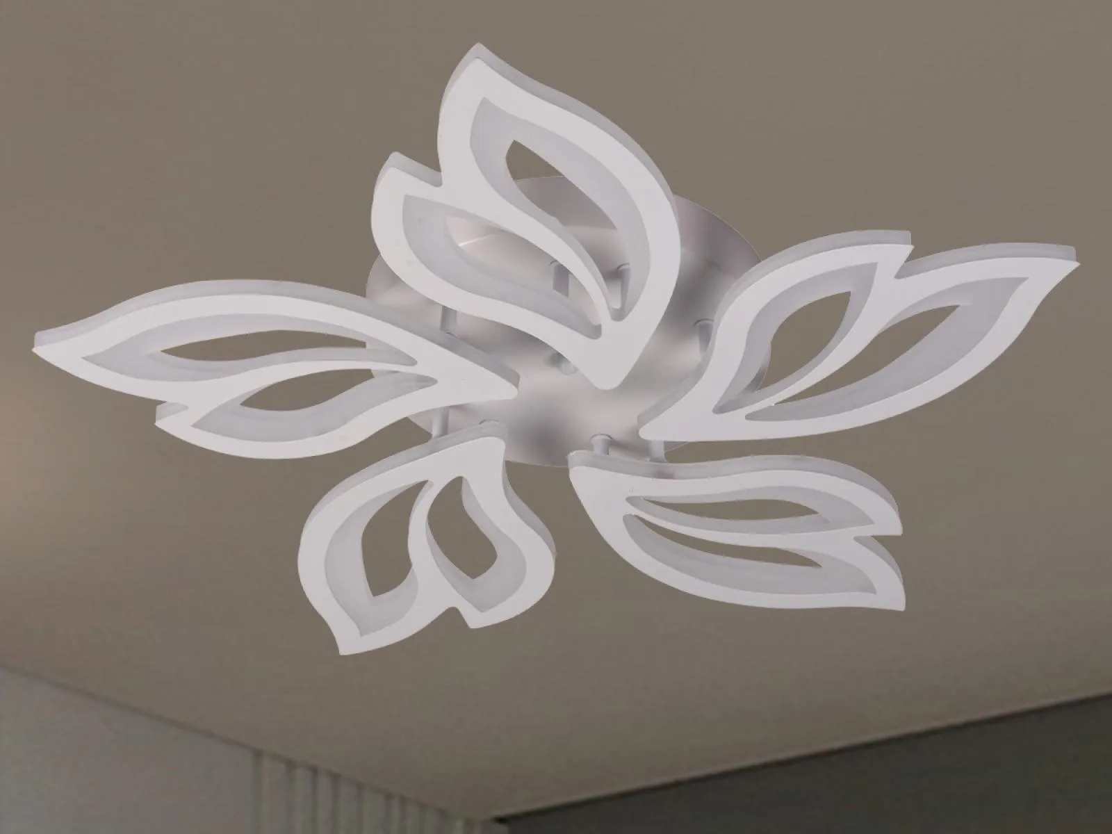 LED stropná lampa + diaľkový ovládač 65W - J3319/W